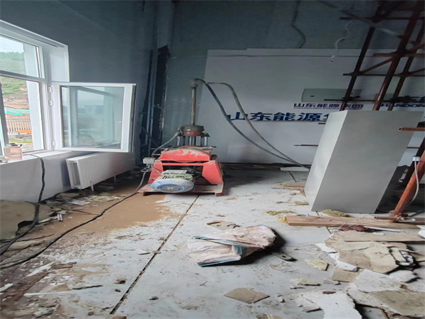 双阳地基基础下沉墙体裂缝加固注浆顶升施工